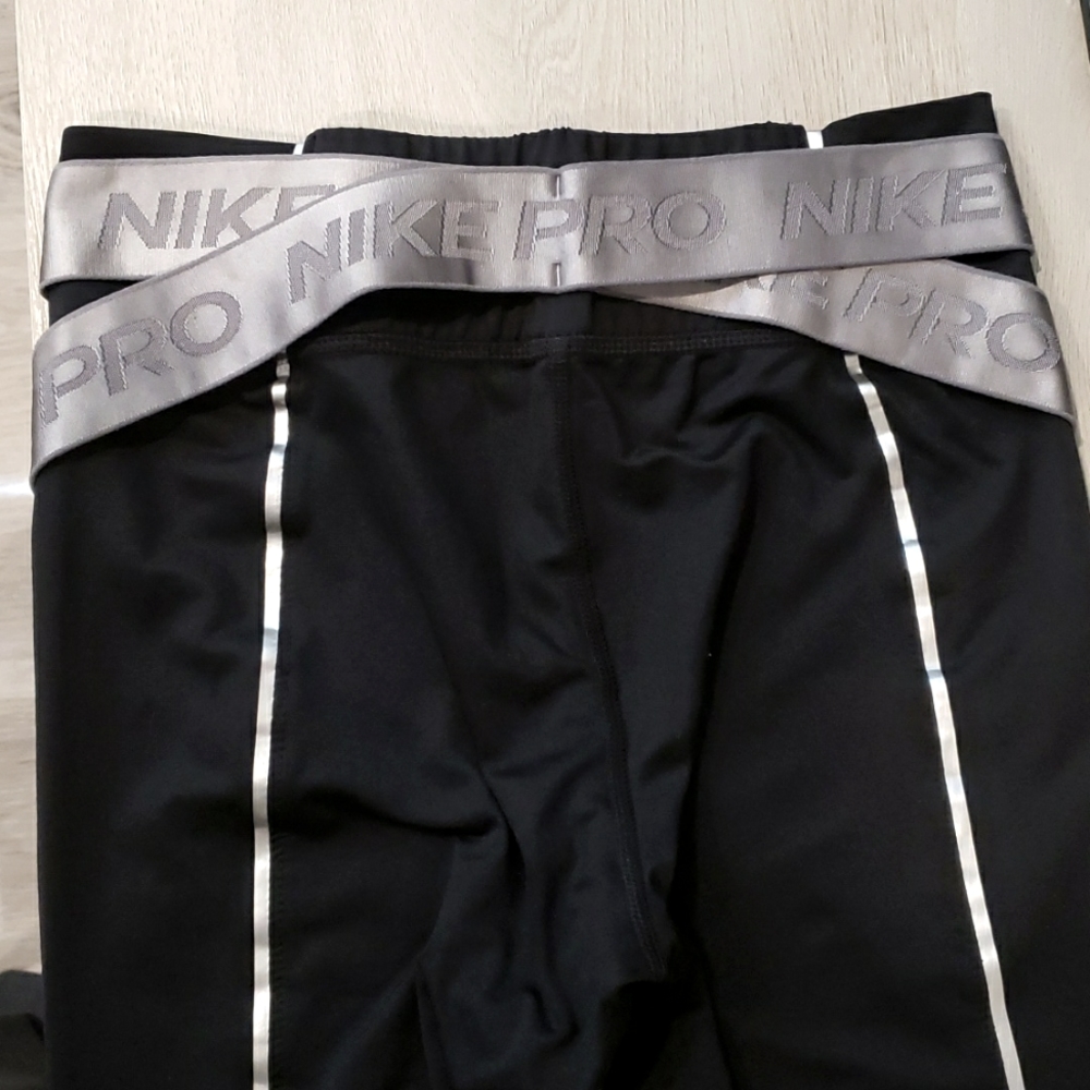 NIKE PRO leggings